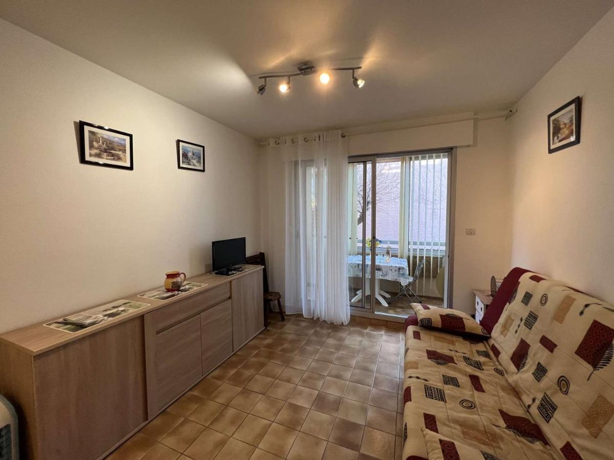 Confort, Petit Prix, Proche - 2 Pers, Parking Prive, - Fr-1-701-13 Apartment