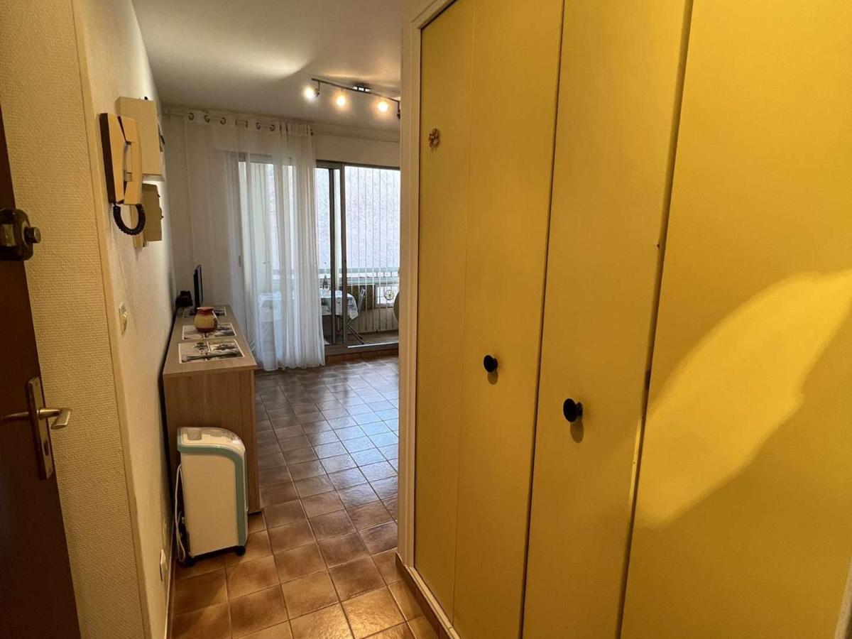 Confort, Petit Prix, Proche - 2 Pers, Parking Prive, - Fr-1-701-13 Apartment